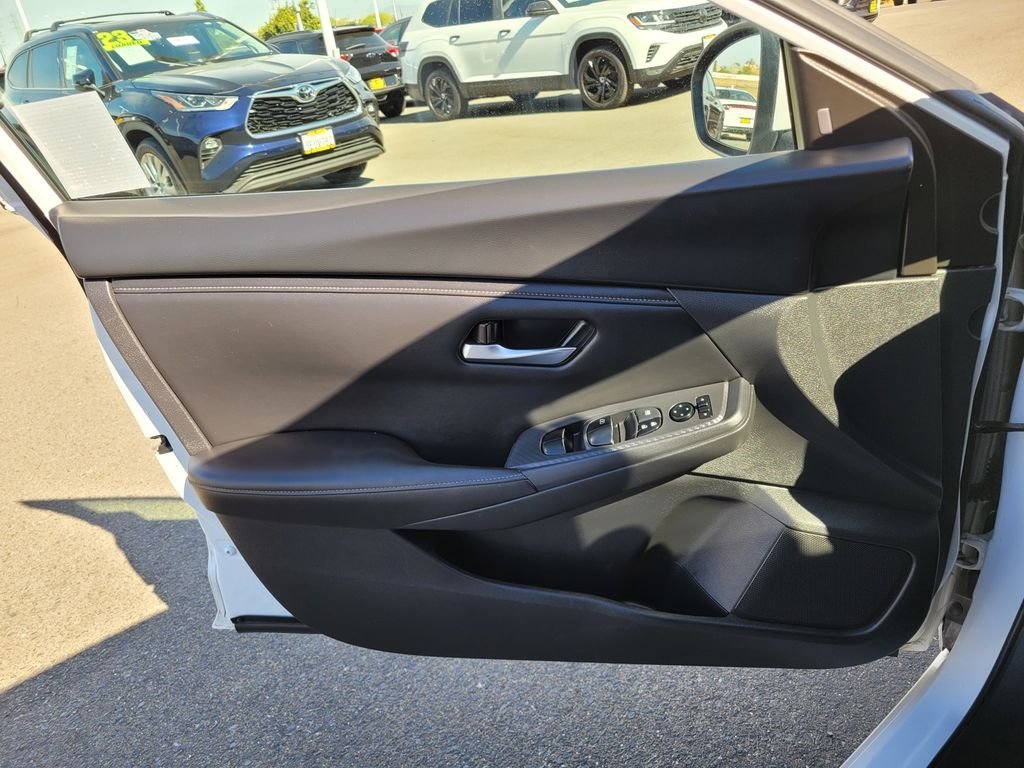 Certified Used 2023 Aspen White Nissan SV image 27