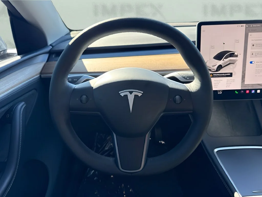 Used 2025 White Tesla Long Range image 13