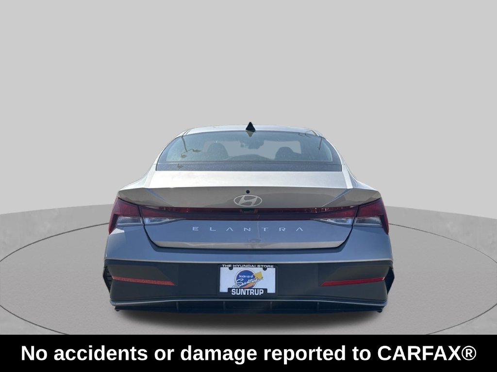 Certified Used 2026 Fluid Metal Hyundai SE image 4