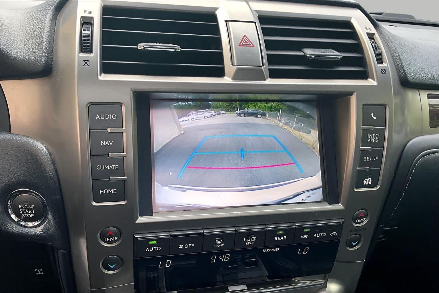 Used 2015 Starfire Pearl Lexus Luxury image 26