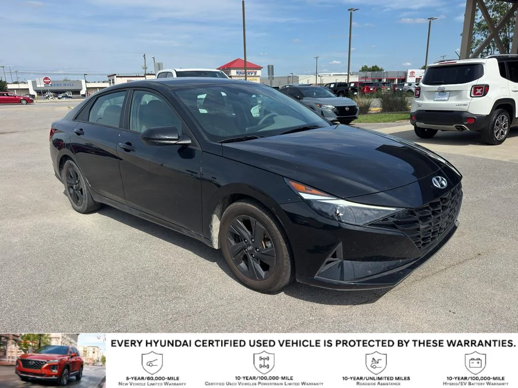 Used 2023 Onyx Black Hyundai SEL image 1
