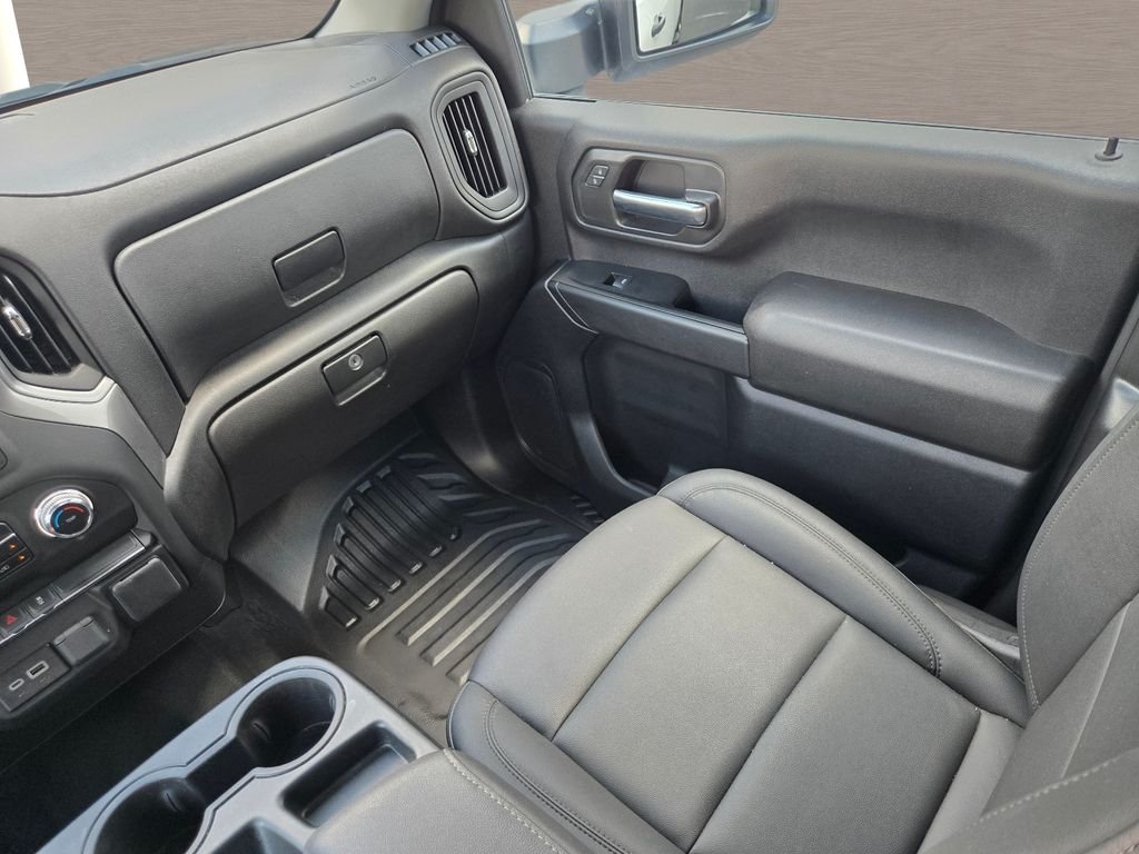 Used 2025 White GMC Pro image 21