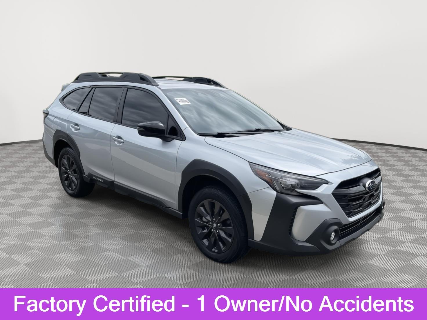 Used 2025 Ice Silver Metallic Subaru Onyx Edition XT image 1