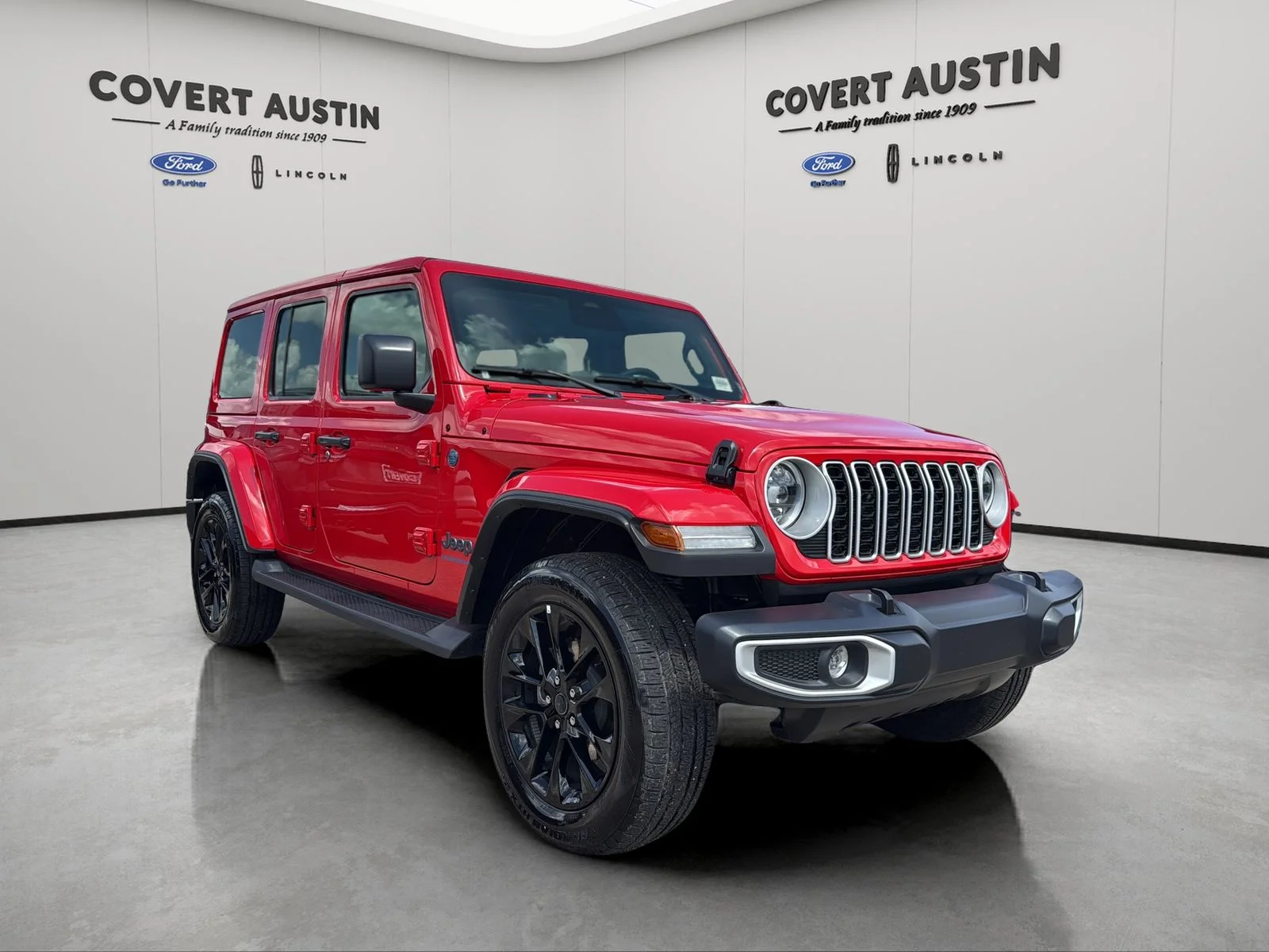 Used 2025 Red Jeep Sahara 4xe image 7