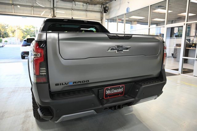 2026 Chevrolet Silverado EV Trail Boss - Photo 10