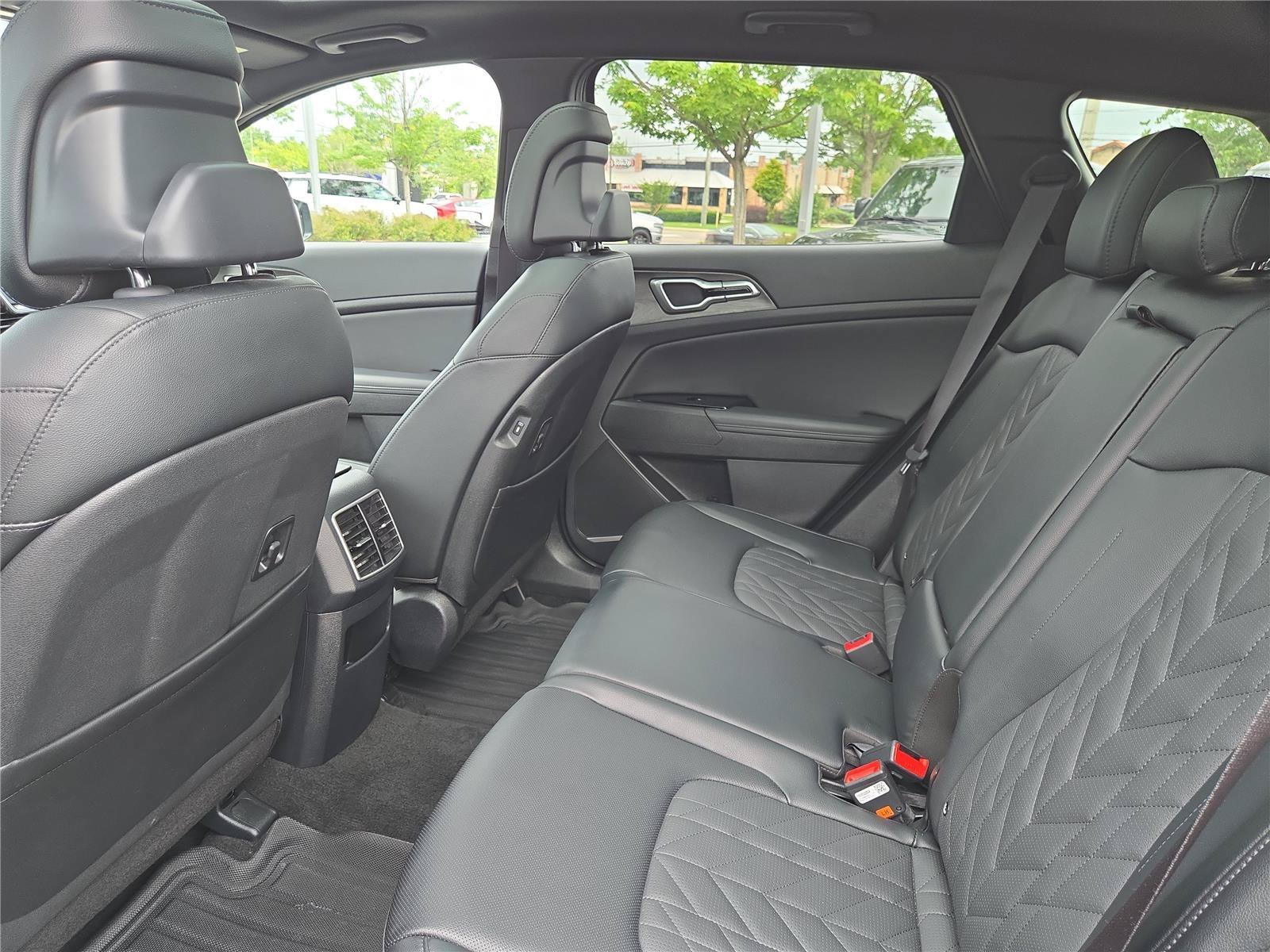 2025 Kia Sportage X-Line - Photo 13