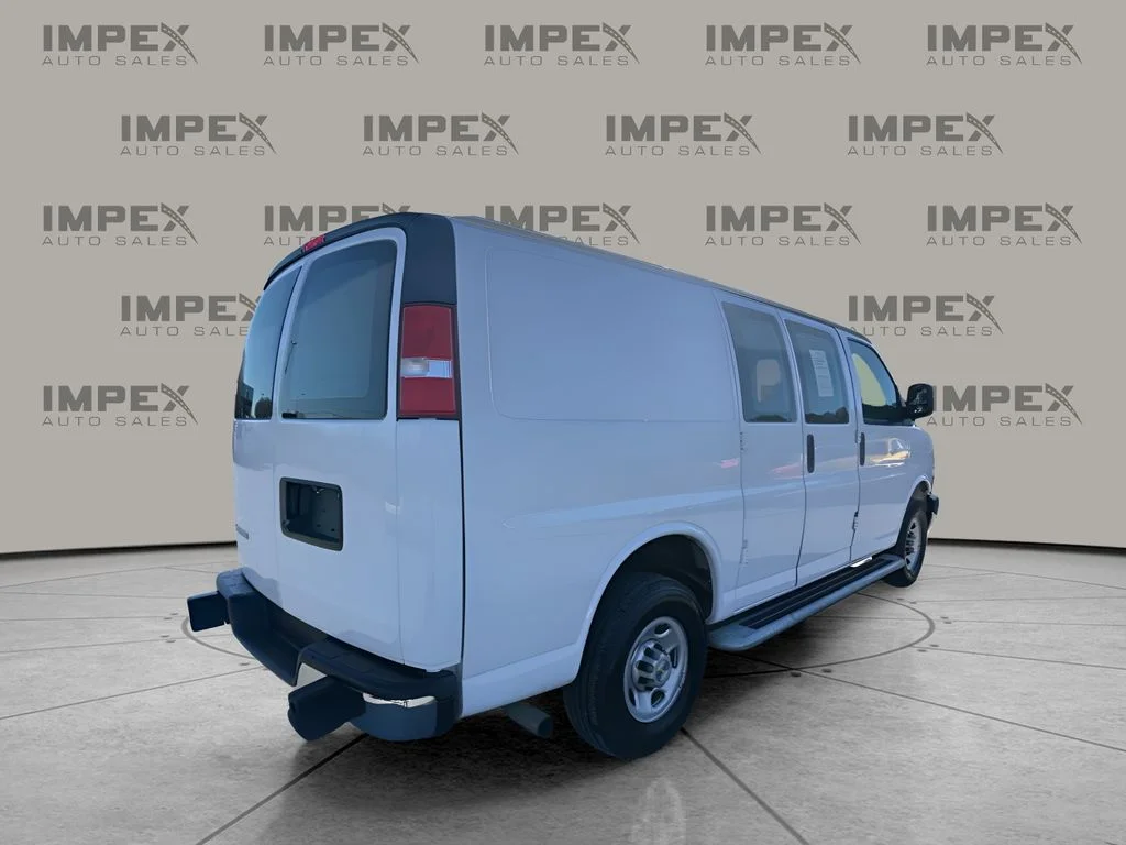 Used 2024 White Chevrolet Work Van image 5