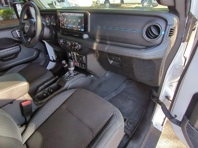 Used 2024 White Jeep Rubicon 4xe image 35