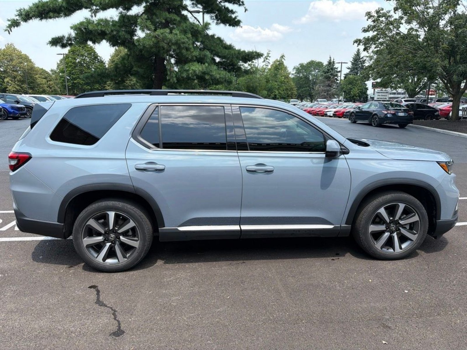 Certified Used 2024 Sonic Gray Pearl Honda Touring image 6
