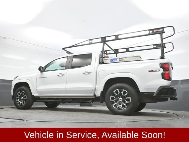 Used 2024 White Chevrolet Z71 image 41