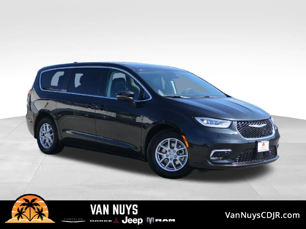 2023 Chrysler Pacifica