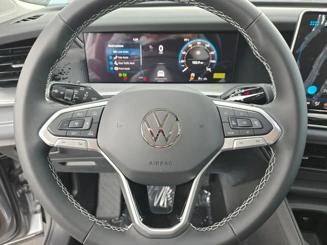 New 2025 Silver Volkswagen 2.0T SE image 11