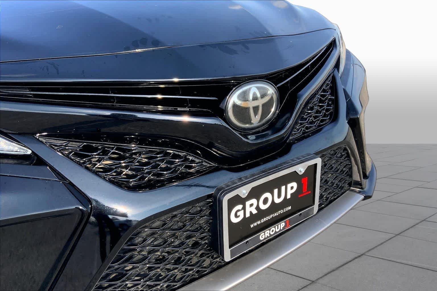 Used 2019 Midnight Black Metallic Toyota XSE image 29
