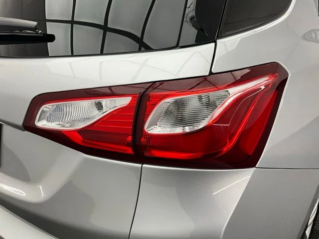 Used 2019 Silver Chevrolet Premier image 26