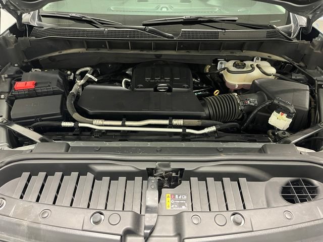 Used 2025 Sterling Gray Metallic Chevrolet Custom image 28