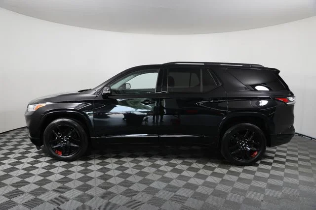 Used 2019 Black Chevrolet Premier image 3