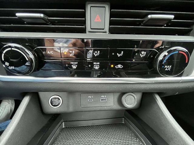 Used 2023 White Nissan S image 14