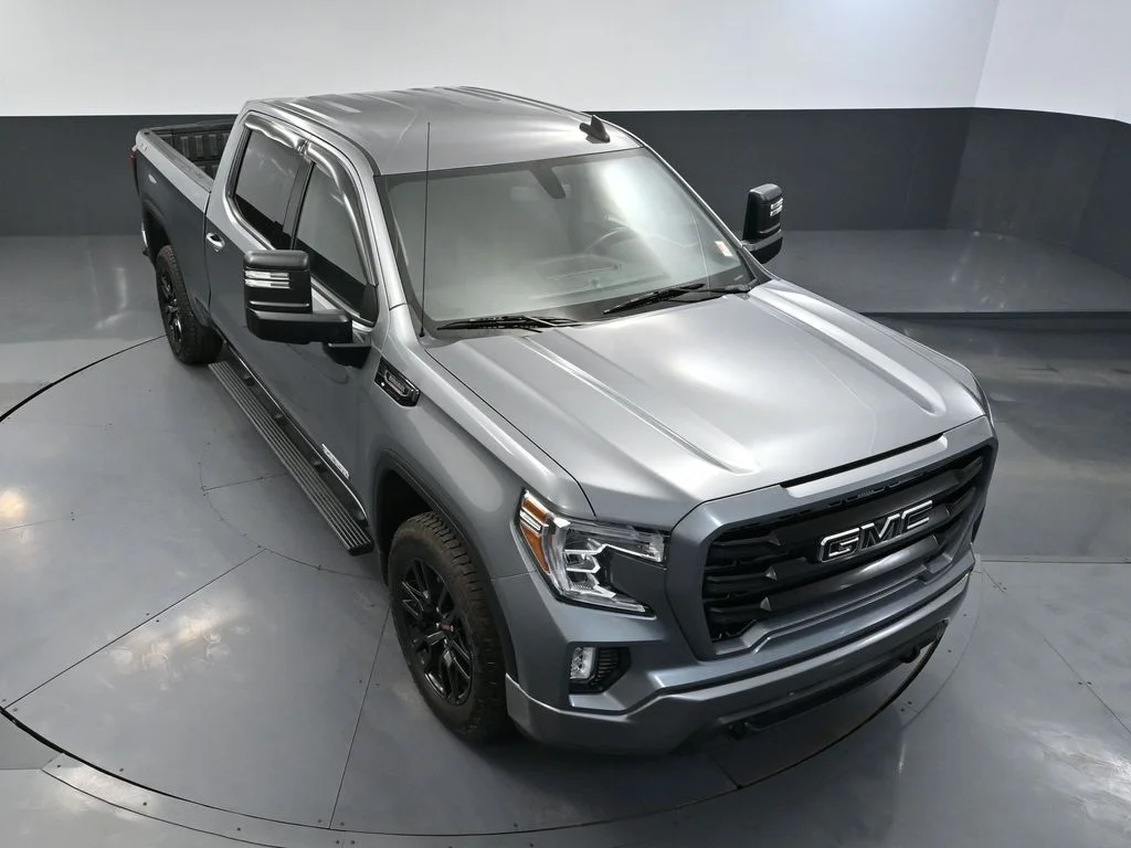 Used 2021 Silver GMC Elevation image 61