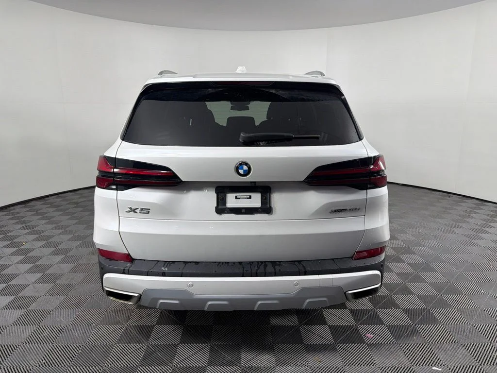Certified Used 2024 White BMW xDrive40i image 6