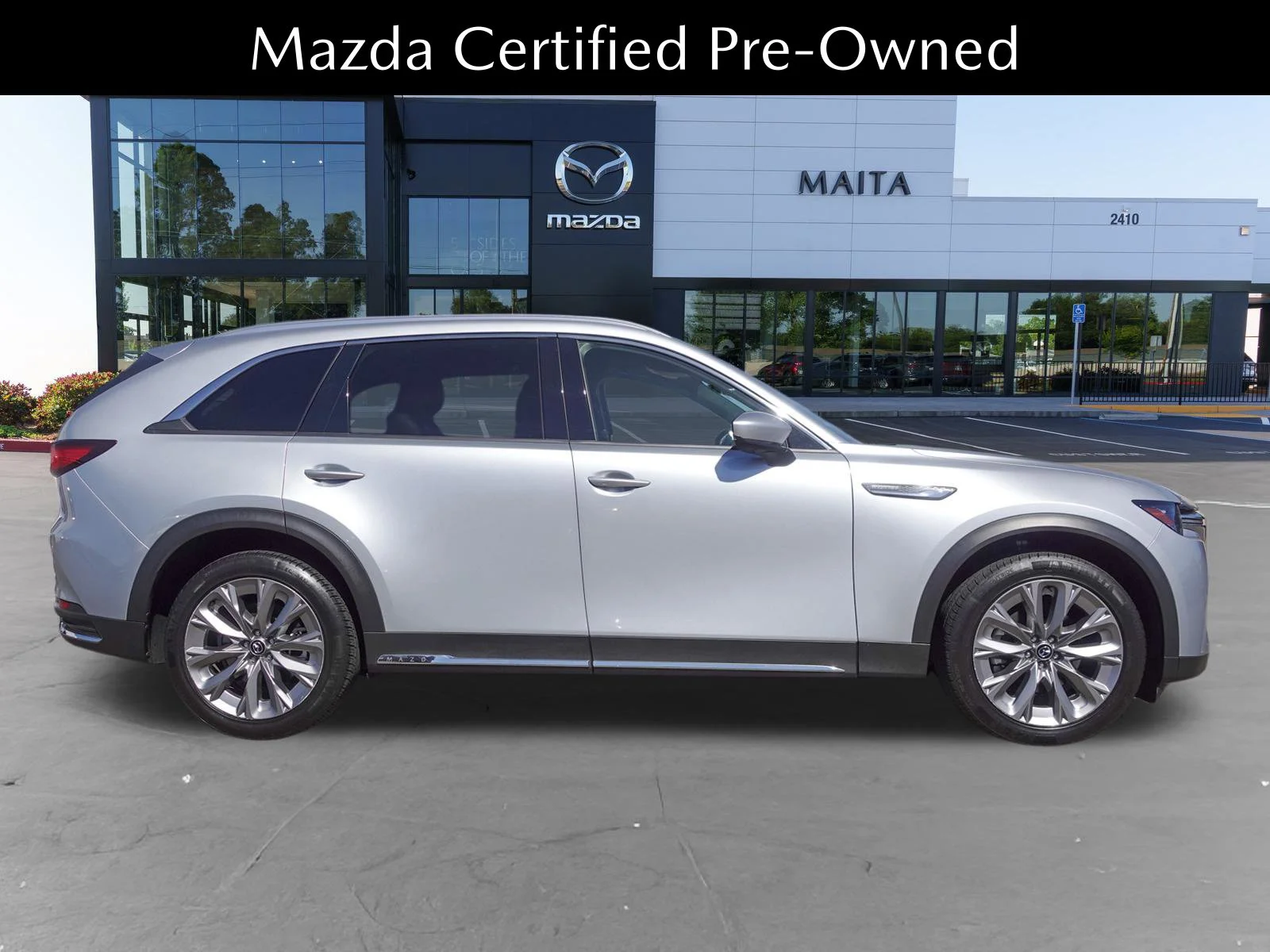 Certified Used 2025 Sonic Silver Mazda 3.3 Turbo Premium Plus image 2