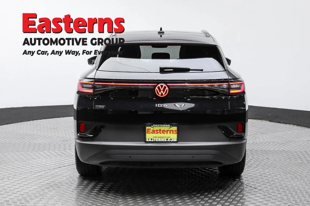 Used 2024 Black Volkswagen S image 6