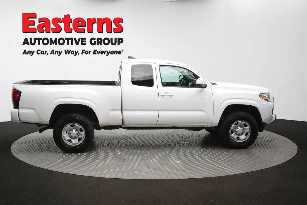 Used 2021 White Toyota SR image 42