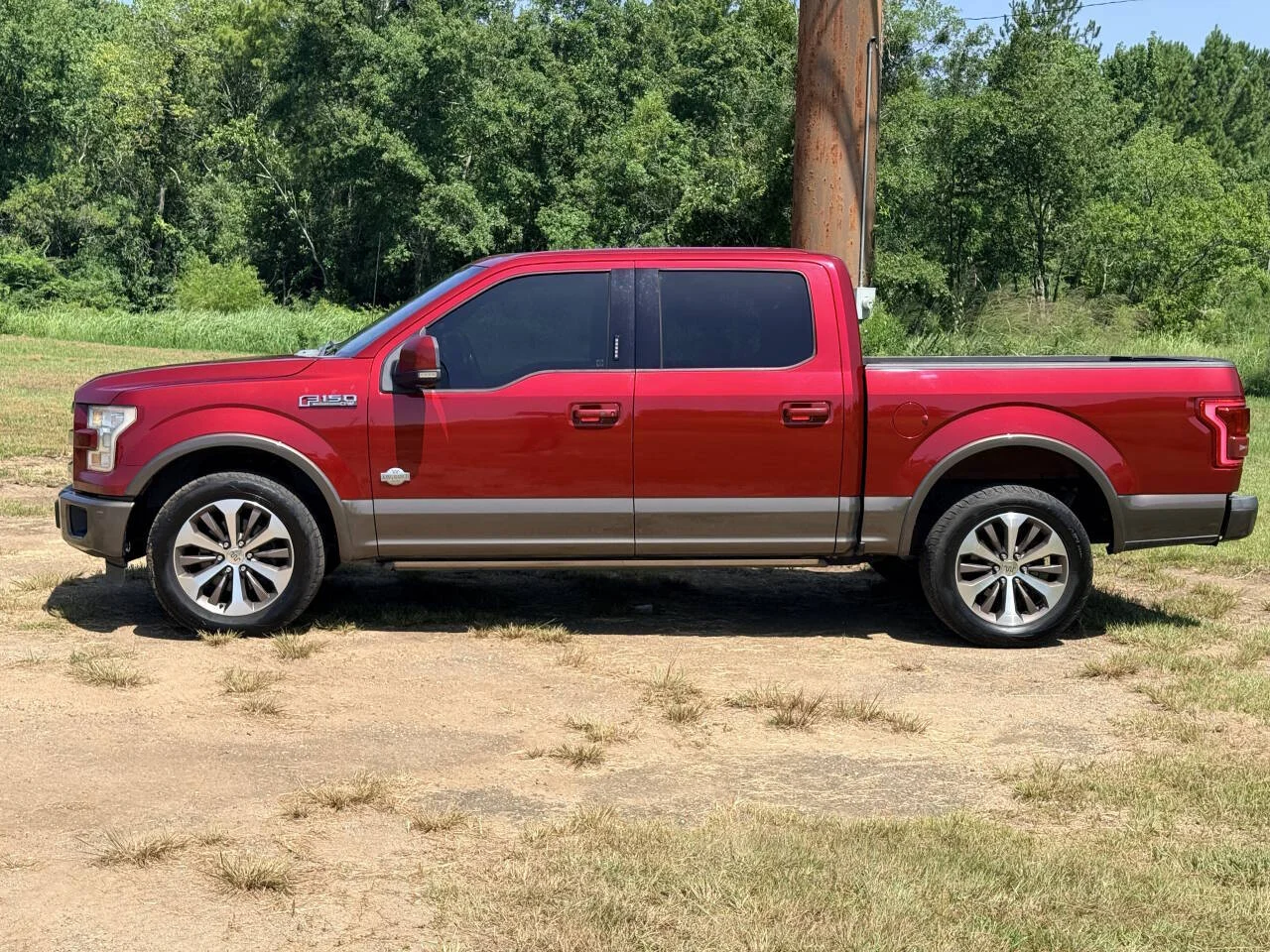 Used 2016 Maroon Ford King Ranch 4x2 4dr SuperCrew 5.5 ft. SB image 2
