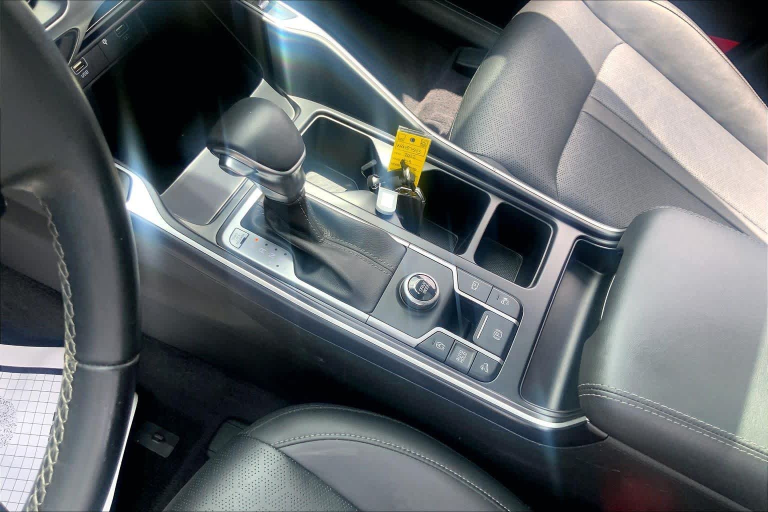 Certified Used 2022 Wolf Gray Kia EX image 16