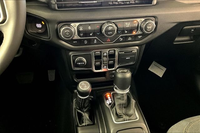 2025 Jeep Wrangler 4-Door Sport S - Photo 7