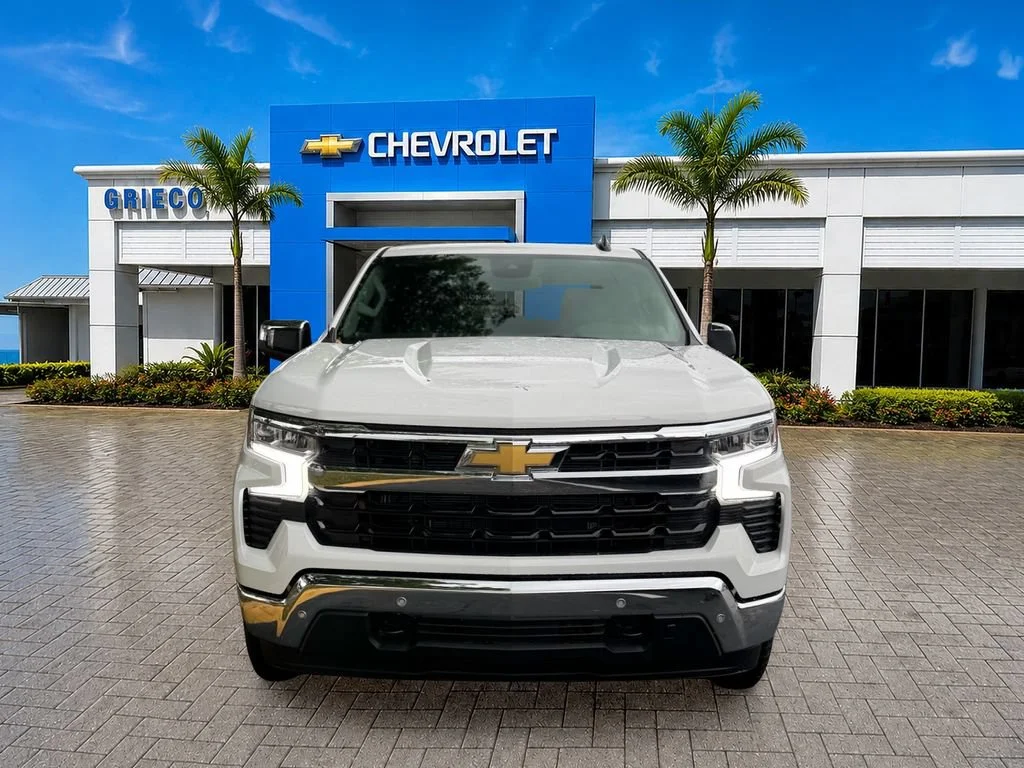 New 2026 Summit White Chevrolet LT image 2