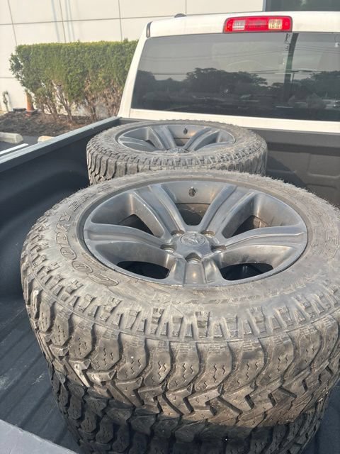 Used 2018 Bright White Ram Express image 7