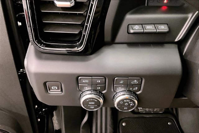 Used 2026 Onyx Black GMC AT4X image 39