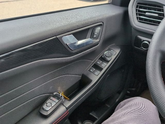Used 2025 Black Metallic Ford ST-Line image 11