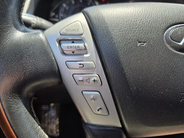 Used 2018 Black INFINITI Base image 30