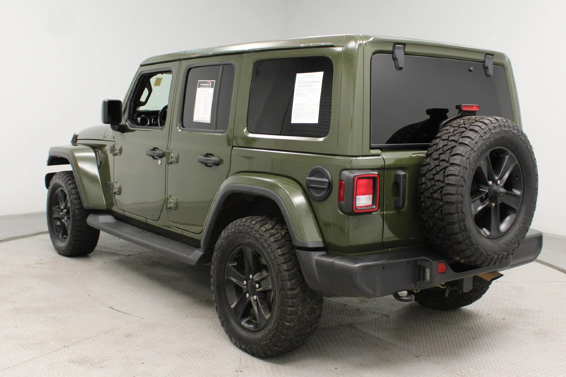 Used 2021 Sarge Green Clearcoat Jeep Sahara Altitude 4x4 image 33