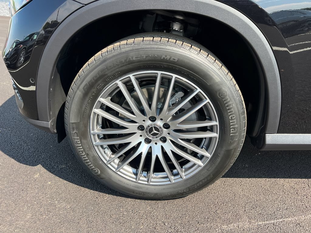 New 2026 Obsidian Black Metallic Mercedes-Benz GLC 300 image 66