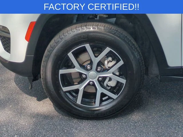 Used 2025 White Jeep Limited image 10