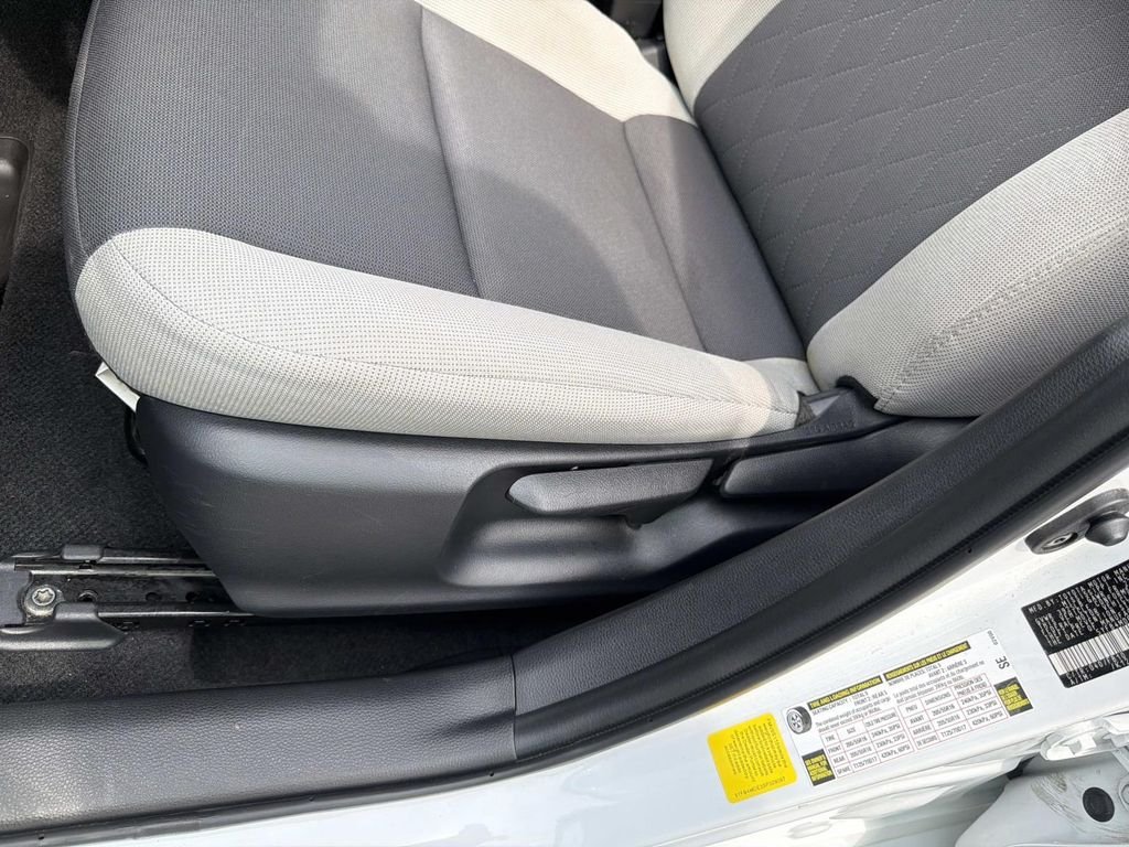 Used 2025 White Toyota LE image 19