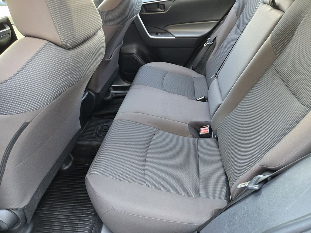 Used 2024 White Toyota LE image 19