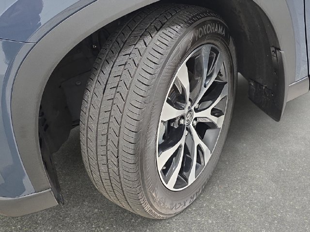 Certified Used 2025 White Toyota MAX Limited image 26