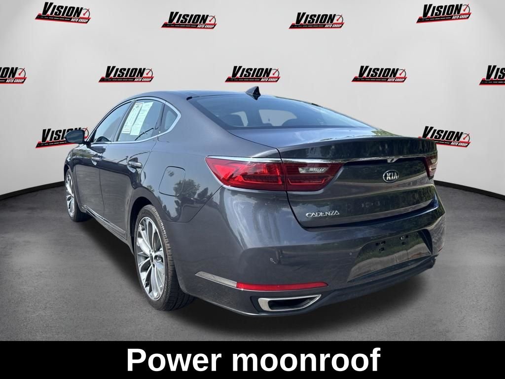 Used 2019 Gray Kia Technology image 8