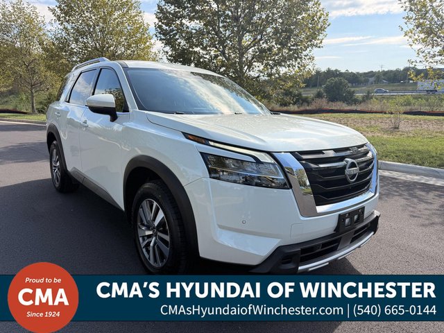 2023 Nissan Pathfinder SL