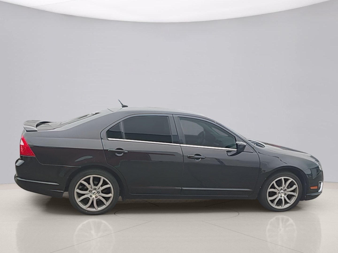 Used 2011 Black Ford SE image 6