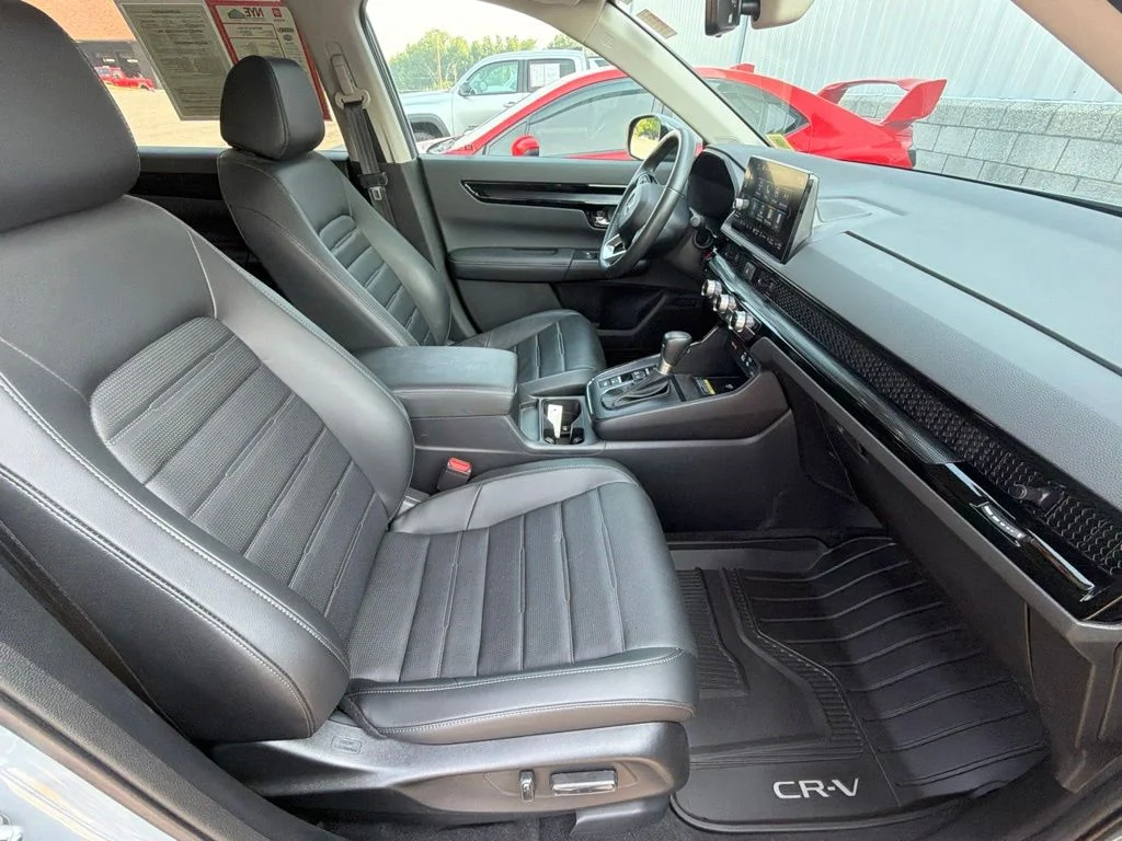 Used 2025 Gray Honda EX-L image 48