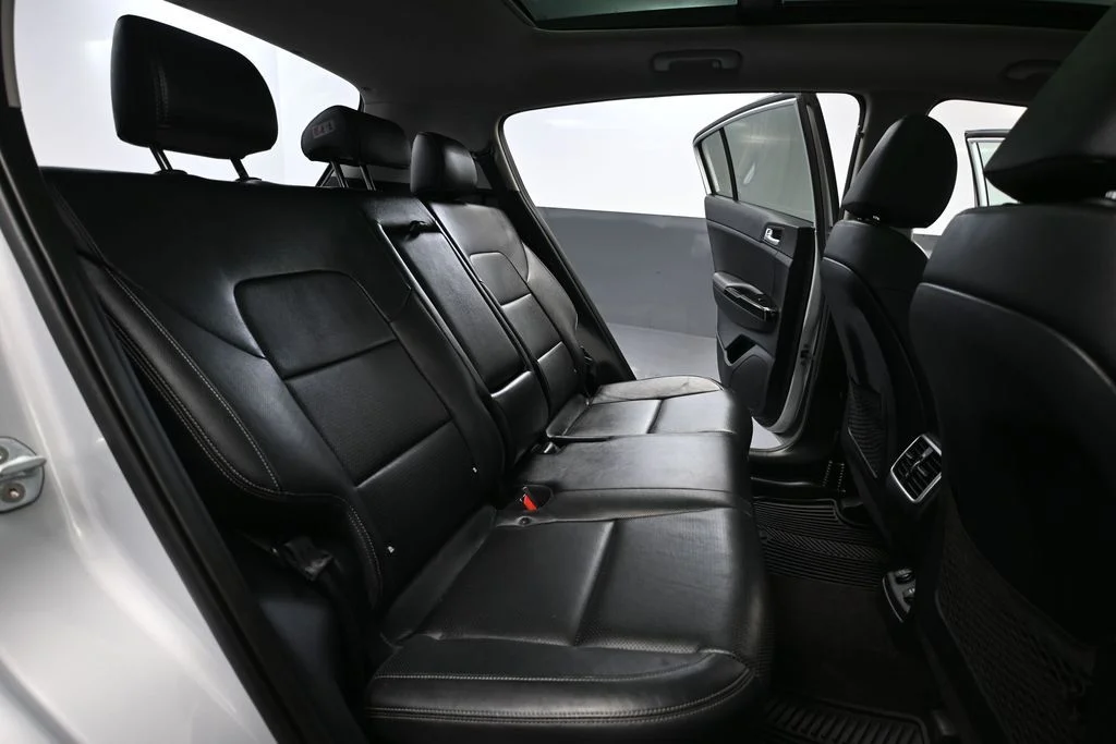 Used 2019 Silver Kia SX image 43