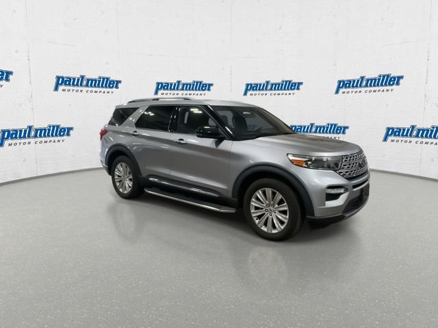 Used 2020 Silver Metallic Ford Limited image 3