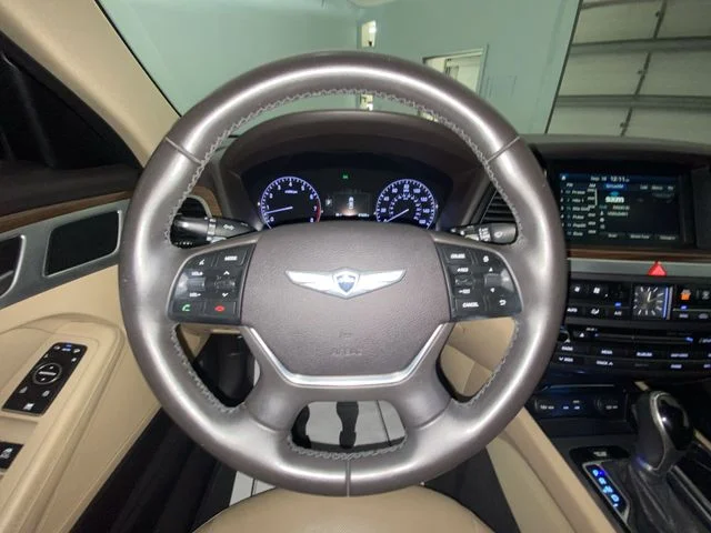 Used 2015 Beige Hyundai 3.8 image 14