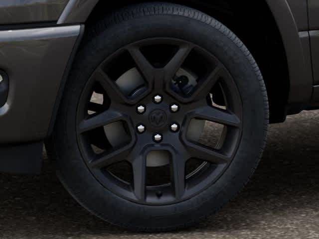 New 2026 Granite Crystal Metallic Clear-Coat Exterior Paint RAM Laramie image 16
