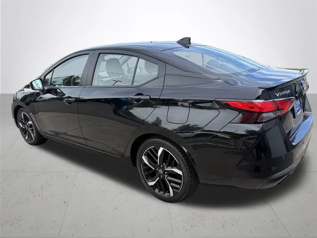 Used 2024 Black Nissan 1.6 SR image 9