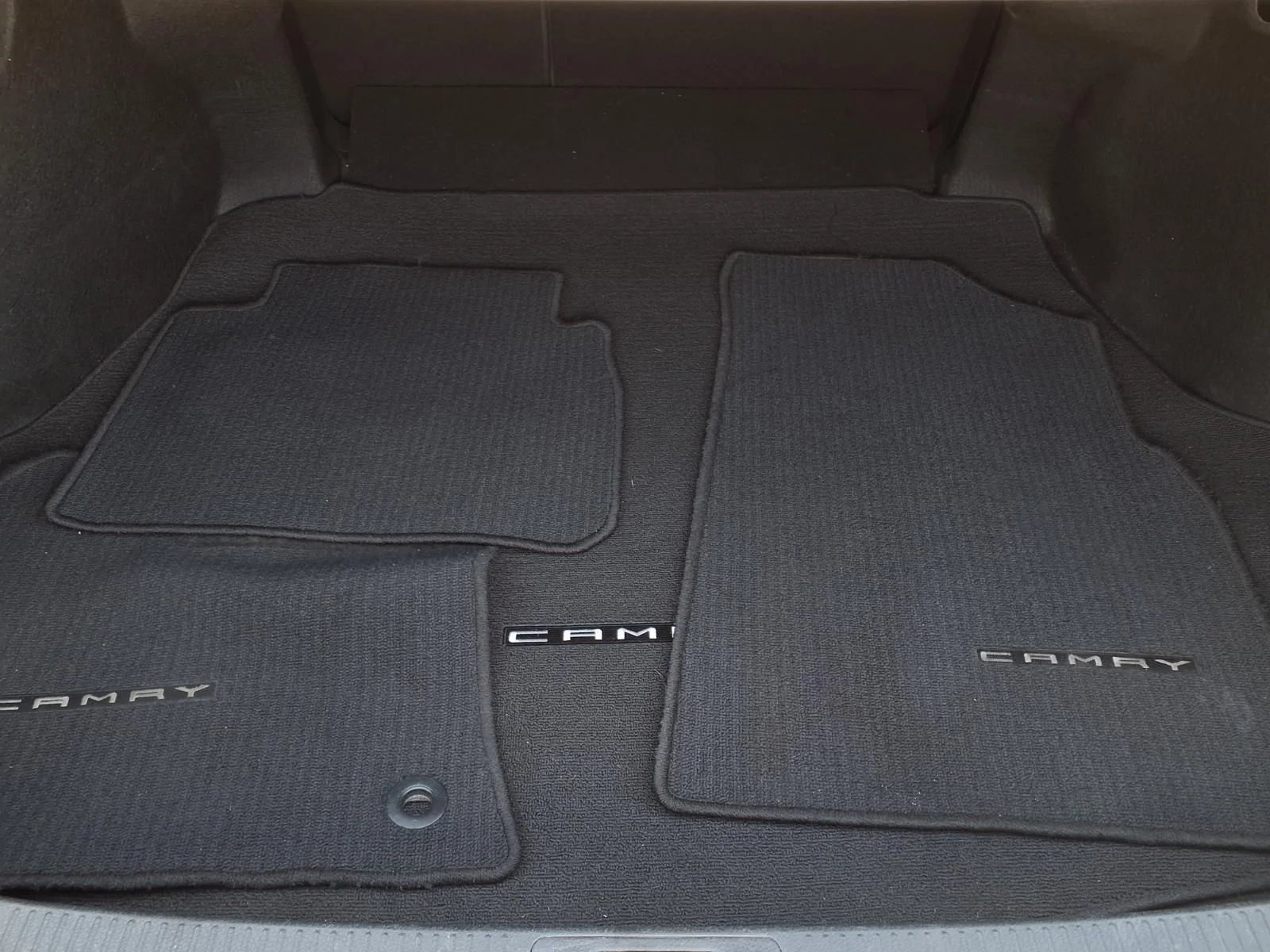 Used 2020 White Toyota SE Nightshade image 7